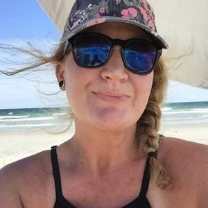 Meet your Posher, Rebecca